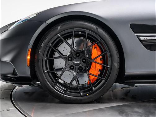 2026 Aston Martin Vanquish Volante