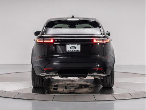 2026 Land Rover Range Rover Velar P400 Dynamic SE