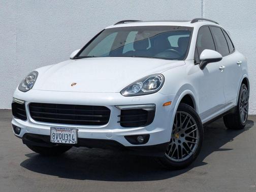 2018 Porsche Cayenne Platinum Edition