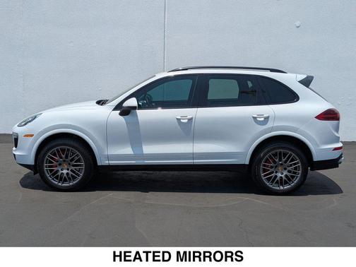 2018 Porsche Cayenne Platinum Edition