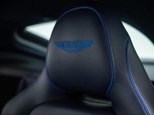 2026 Aston Martin Vantage Base