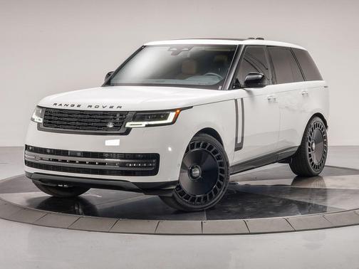 2025 Land Rover Range Rover P530 SE