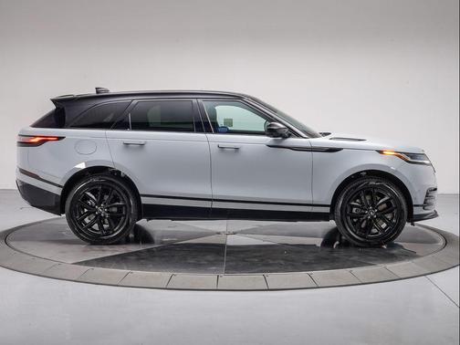 2026 Land Rover Range Rover Velar P250 Dynamic SE
