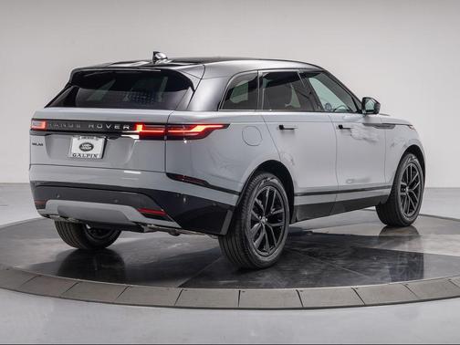 2026 Land Rover Range Rover Velar P250 Dynamic SE