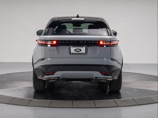 2026 Land Rover Range Rover Velar P250 Dynamic SE