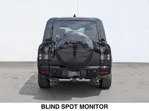 2025 Land Rover Defender P500 V8