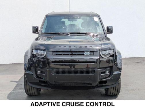 2025 Land Rover Defender P500 V8