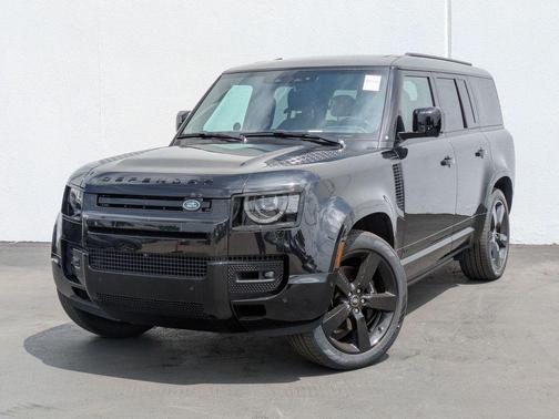 2025 Land Rover Defender P500 V8