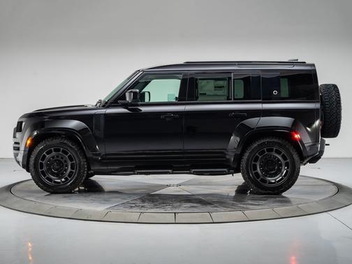 Narvik Black 2026 Land Rover Defender P635 OCTA Black
