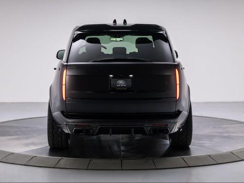 2026 Land Rover Range Rover P530 SE 7 Seat