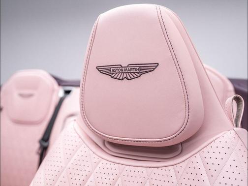 2025 Aston Martin DB12 Volante
