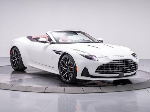 2025 Aston Martin DB12 Volante