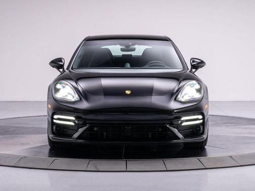 2023 Porsche Panamera Turbo S