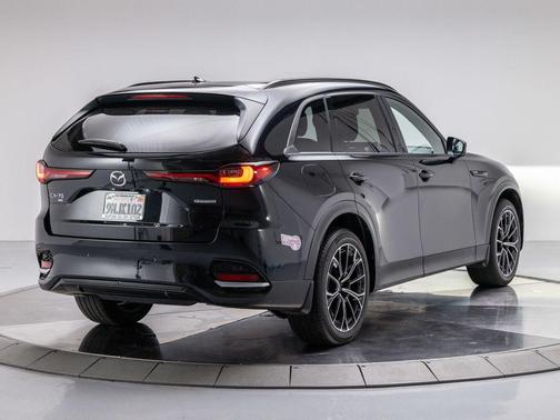 2025 Mazda CX-70 CX-70