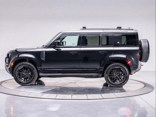 2024 Land Rover Defender 110 P400 X-Dynamic SE