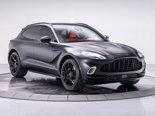 2022 Aston Martin DBX Base