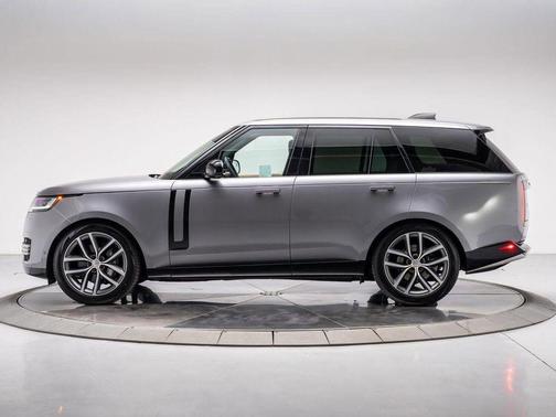 2025 Land Rover Range Rover P400 SE