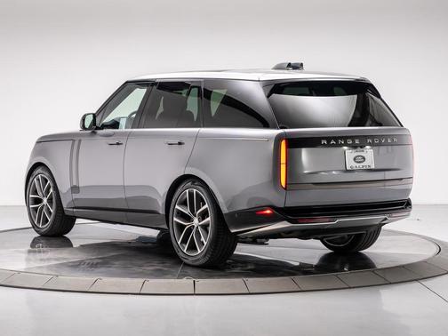 2025 Land Rover Range Rover P400 SE