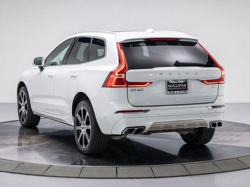 2021 Volvo XC60 Recharge Plug-In Hybrid T8 Inscription