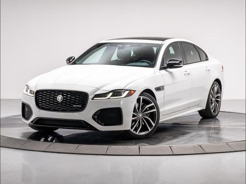 2024 Jaguar XF R-Dynamic SE
