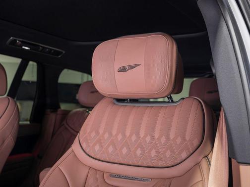 2025 Land Rover Range Rover P530 Autobiography
