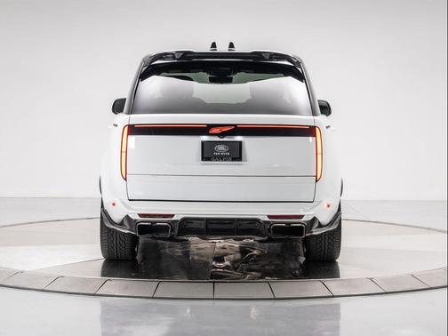 2025 Land Rover Range Rover P530 Autobiography