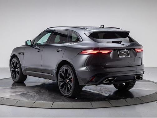 2023 Jaguar F-PACE R-Dynamic S