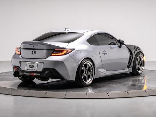 2023 Toyota GR86 Premium