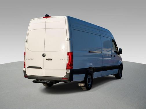 2024 Mercedes-Benz Sprinter 2500 HIGH ROOF 4-CYL