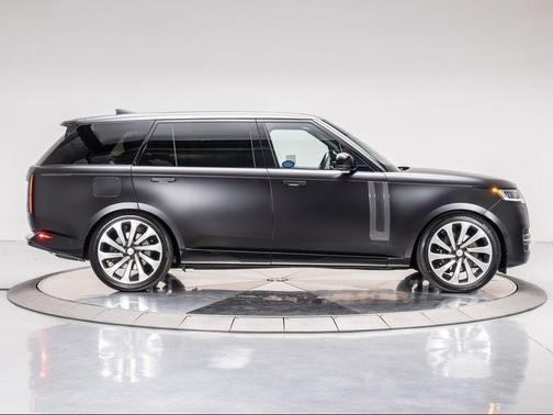 2025 Land Rover Range Rover AUTOBIOGRAPHY LWB