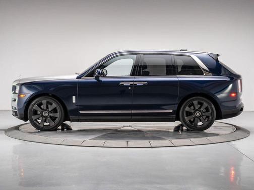 2020 Rolls-Royce Cullinan Base