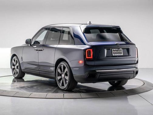 2020 Rolls-Royce Cullinan Base