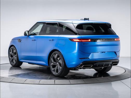 2025 Land Rover Range Rover Sport P550 Autobiography