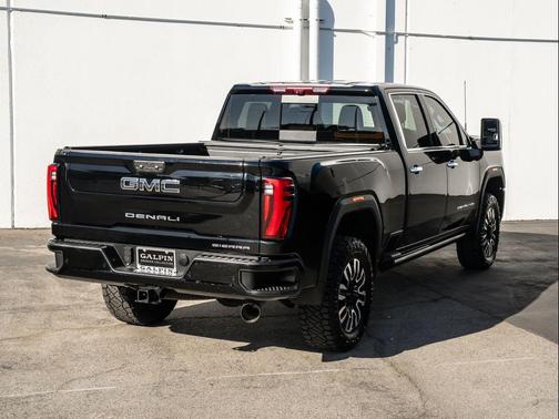 2024 GMC Sierra 2500 Denali Ultimate