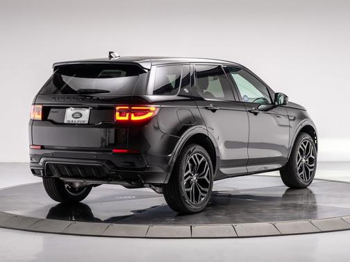 SANTORINI BLACK 2026 Land Rover Discovery Sport Landmark