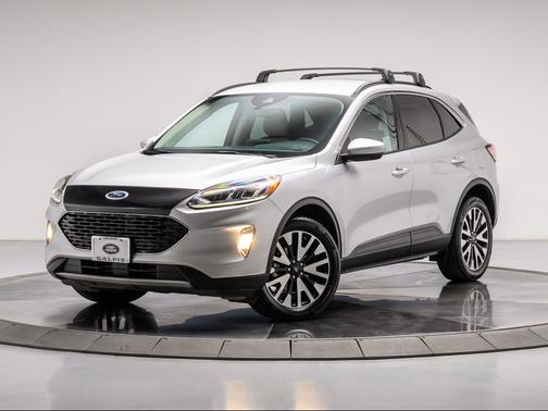 INGOT SILVER METALLIC 2020 Ford Escape SEL