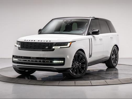 Fuji White 2026 Land Rover Range Rover P400 SE
