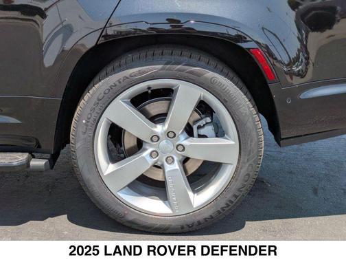 2025 Land Rover Defender P400 X-Dynamic SE