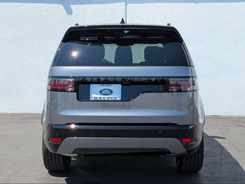 2025 Land Rover Discovery P360 Dynamic SE