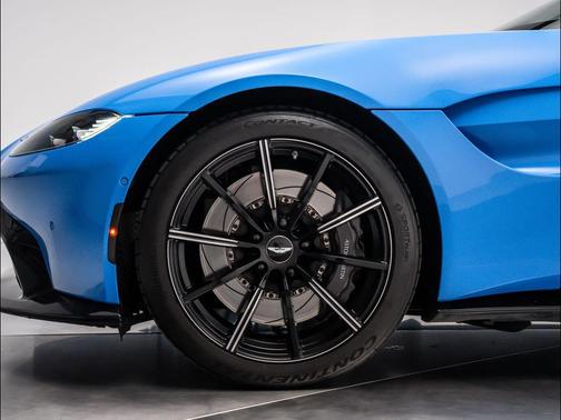 2021 Aston Martin Vantage Automatic