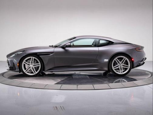 2025 Aston Martin DB12 Base