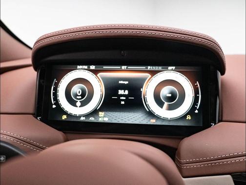 2025 Aston Martin DB12 