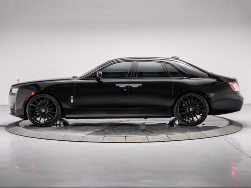 Black Diamond 2025 Rolls-Royce Ghost Base
