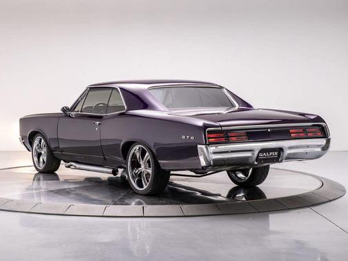 1967 Pontiac GTO 
