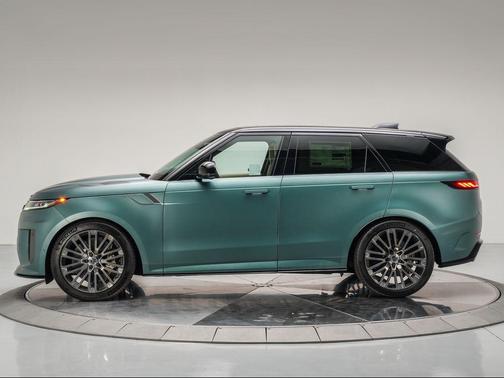 2025 Land Rover Range Rover Sport P635 SV Edition Two