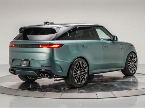 2025 Land Rover Range Rover Sport P635 SV Edition Two