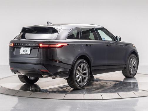 2026 Land Rover Range Rover Velar P400 Dynamic SE