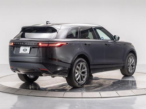 2026 Land Rover Range Rover Velar P400 Dynamic SE