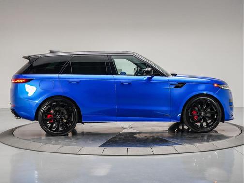 2025 Land Rover Range Rover Sport P530 Autobiography