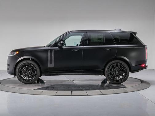 2025 Land Rover Range Rover P530 SE